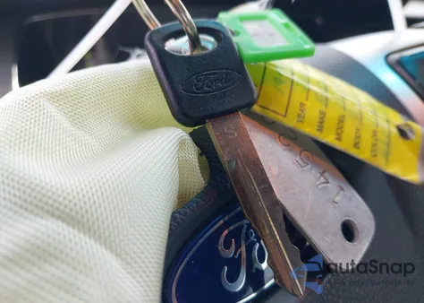 2016 Ford Police Interceptor из США, поврежденный, VIN 1FAHP2MK0GG109099